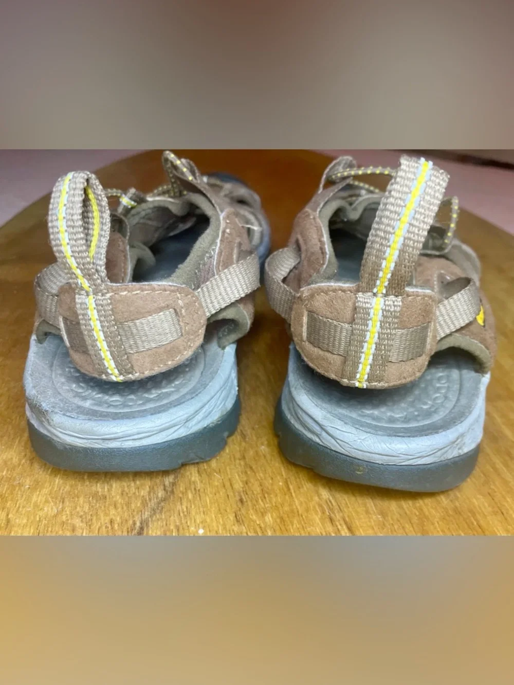 Keen Whisper Size 10 Waterproof Sport Sandals - Hiking Outdoor Comfort